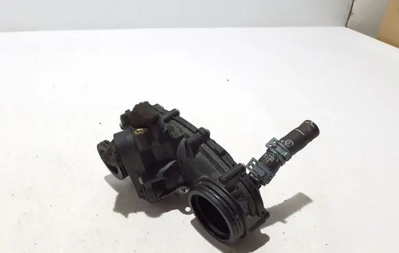 Thermostat/thermostat housing