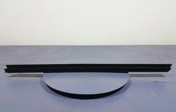 BMW X7 G07 Front door rubber seal 7428675