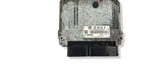 Volkswagen PASSAT B6 Engine control unit/module 03G906021PB 03G906021AB 0281013897