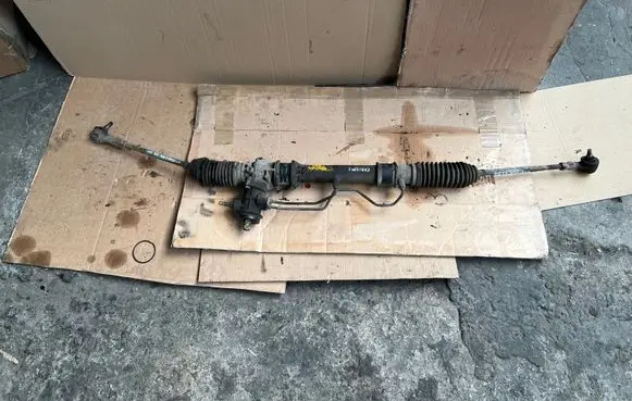 Mitsubishi Carisma Steering rack