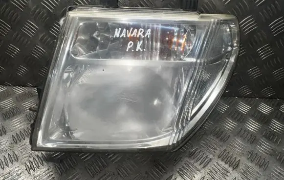 Nissan Navara D40 Headlight/headlamp