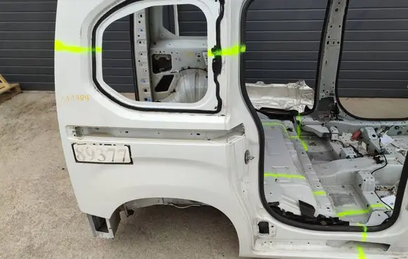 Opel Combo E Rear quarter panel 