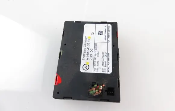 Mercedes-Benz A W169 Gateway control module A1695403945
