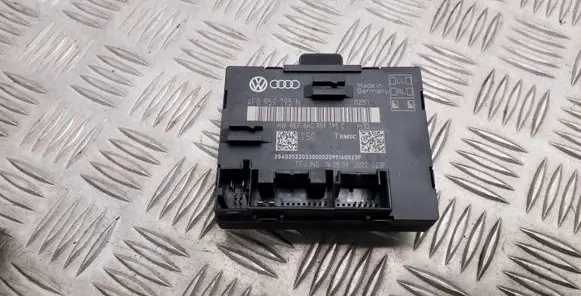 Audi A6 S6 C6 4F Door control unit/module 4F0959795N 8K0959795C