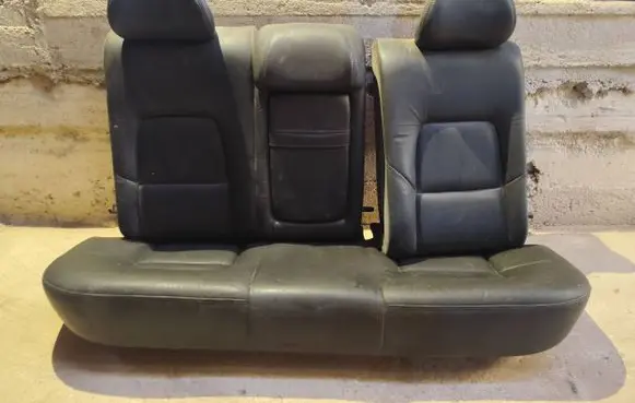 Seat set