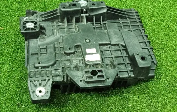 Hyundai Bayon Battery tray 37150Q0000 613425