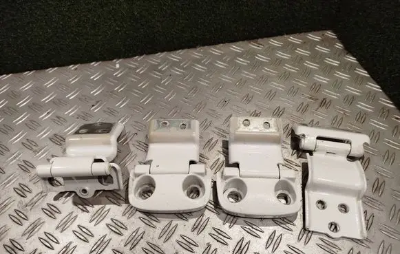 Peugeot Boxer Loading door lower hinge B986 B9864J B9865A