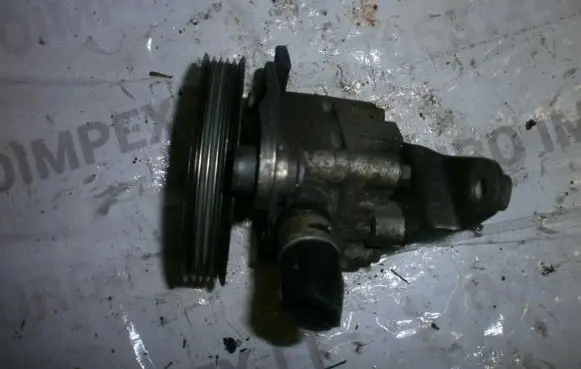 Mazda 626 Power steering pump