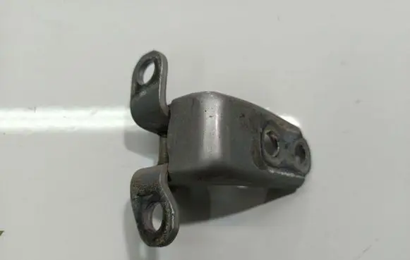 Honda FR-V Front door upper hinge 