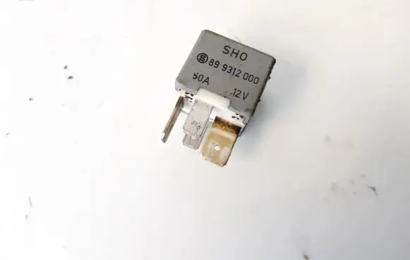 Audi A6 S6 C4 4A Other relay 899312000 241195