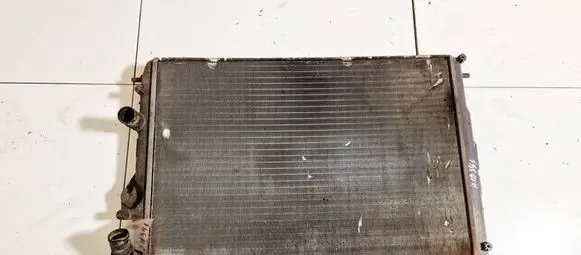Renault Scenic I Coolant radiator 8200062691 868405p