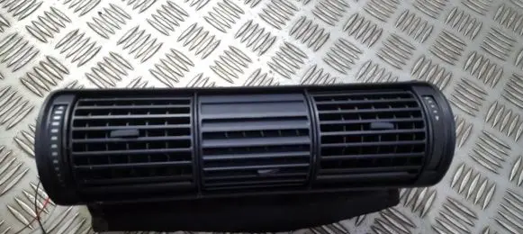 Audi A4 S4 B5 8D Dash center air vent grill 8d2820951