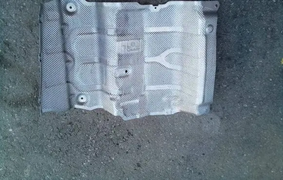 Mercedes-Benz E W214 Exhaust heat shield A2146802500