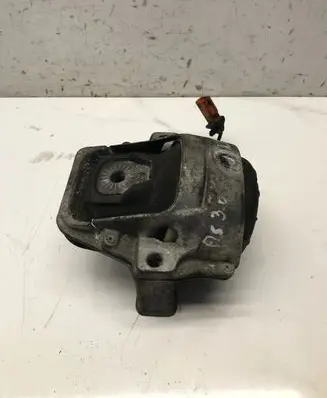 Audi A5 8T 8F Engine mount bracket 8K0199381