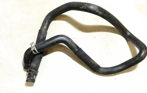 Nissan Qashqai Engine coolant pipe/hose
