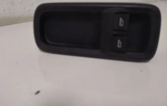 Ford Fiesta Electric window control switch 8A6T14A132AC