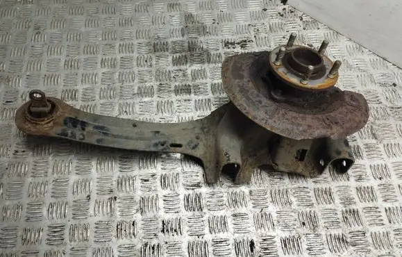 Volvo V40 Rear wheel hub