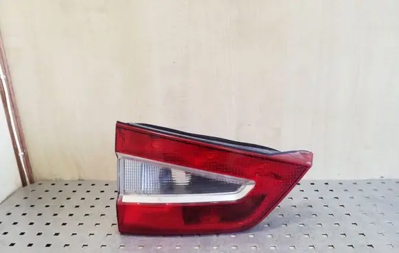Ford Galaxy Tailgate rear/tail lights 6M2113A603EB