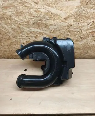 KIA Ceed Intake resonator 28220J7200