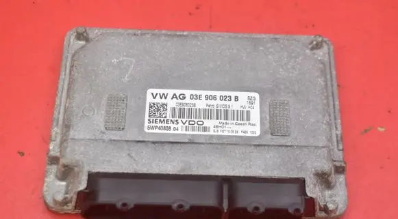Skoda Fabia Mk2 (5J) Engine control unit/module ECU 03E906023B