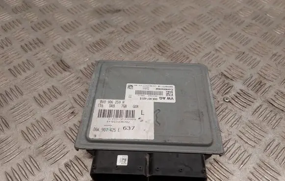 Audi A3 S3 8V Engine control unit/module 06K907425E 8V0906259H