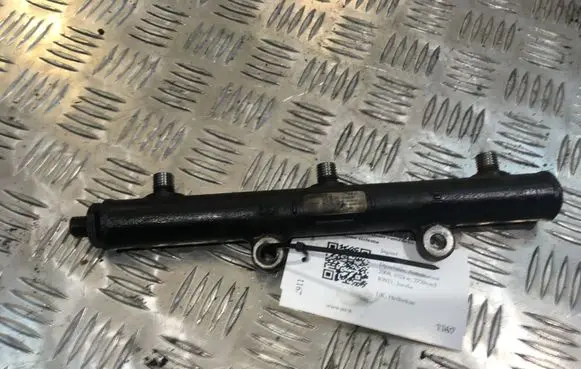 Jaguar XF Fuel main line pipe