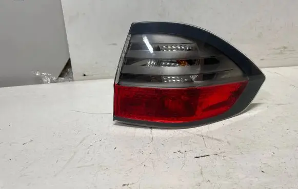 Ford S-MAX Rear/tail lights