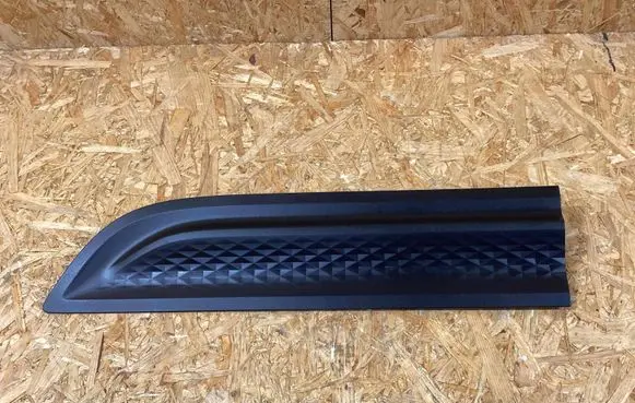 Porsche Macan (95B) Trim molding 95b898530l 95b8398891r