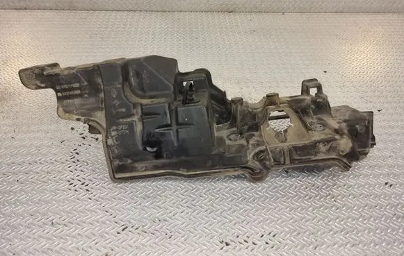 Renault Kangoo II Other engine bay part 175B15400R