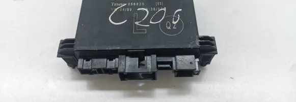 Mercedes-Benz C W202 Door control unit/module 2108207526 356825 A2108207526
