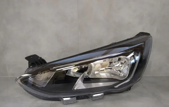 Ford Focus Headlight/headlamp MX7B-13E015-CC
