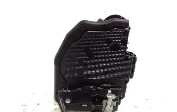 Lexus CT 200H Rear door lock 3070306