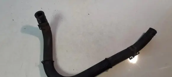 Toyota Avensis T250 Engine coolant pipe/hose
