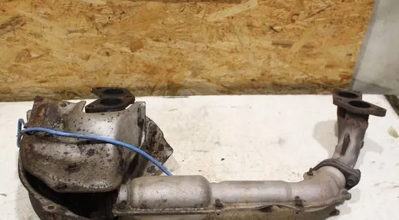 Subaru Forester SG Exhaust manifold