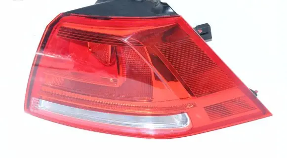 Volkswagen Golf VII Rear/tail lights 5G0945096