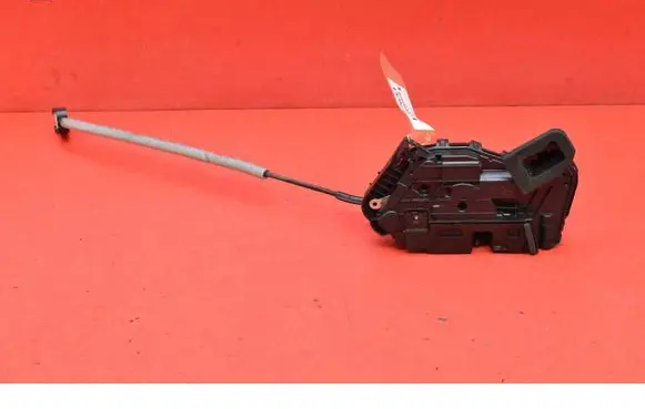 Skoda Octavia Mk3 (5E) Front door lock 5TB837016A