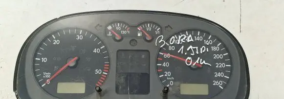 Volkswagen Golf IV Speedometer (instrument cluster) 1J0920822C 0911099133 0263618183