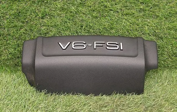 Audi Q5 SQ5 Engine cover (trim) 06E103925F