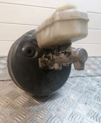 Master brake cylinder