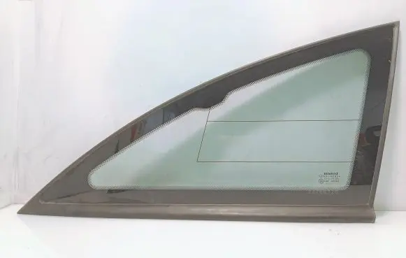 Renault Laguna II Rear side window As2