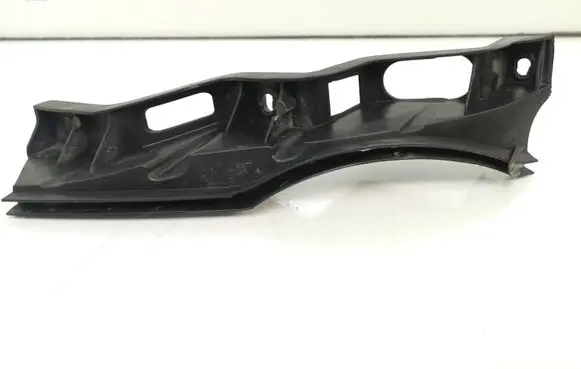 Volkswagen Golf V Front bumper mounting bracket 3C0807890A