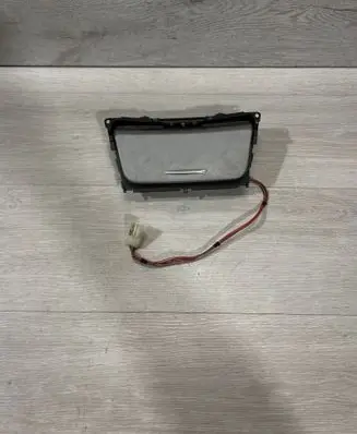 BMW 3 E90 E91 Ashtray (front) 7078571 100005803