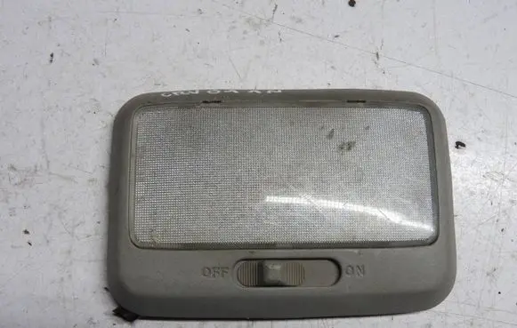 Honda CR-V Front door interior light 