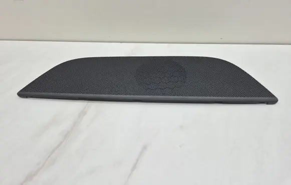 Audi Q3 8U Dash center speaker trim cover 8U1857367 8U18573676PS