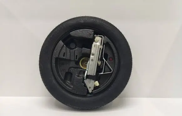 BMW 5 E60 E61 R17 spare wheel 6758778