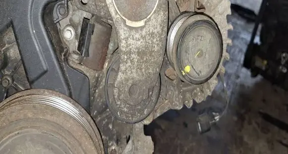 Ford Focus Generator/alternator belt tensioner