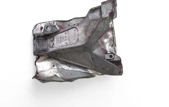 Audi A4 S4 B7 8E 8H Engine mounting bracket 8E0199308A