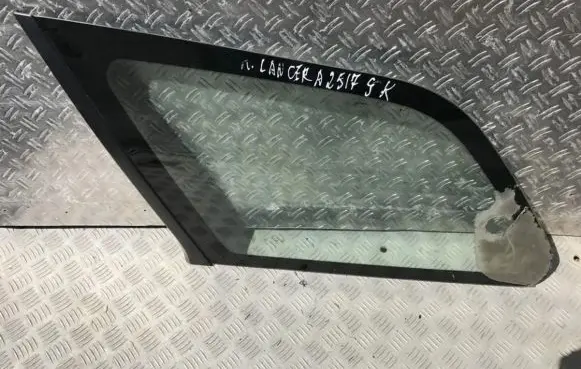Mitsubishi Lancer Rear side window
