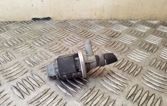 Audi A6 S6 C4 4A Vacuum valve 078133517E