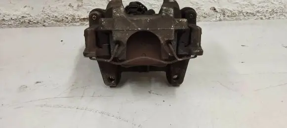 Volvo S90, V90 Rear brake caliper 31471268 31471230